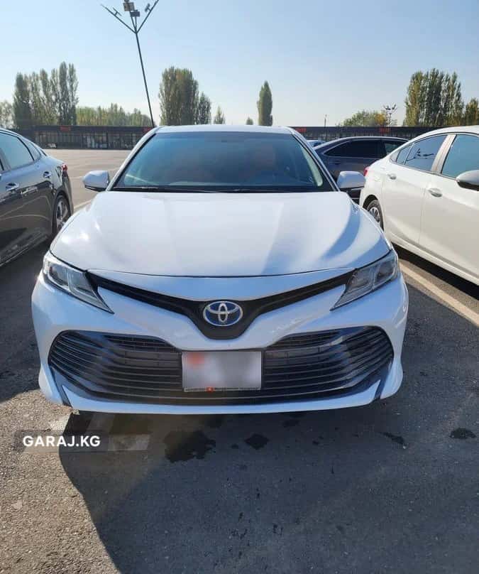 Toyota Camry 2018, Ош