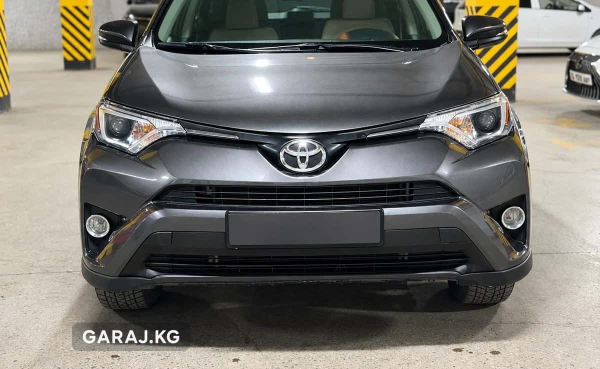 Toyota RAV4 2016, Бишкек