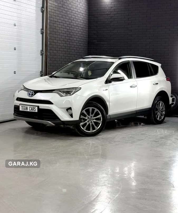 Toyota RAV4 2017, Бишкек