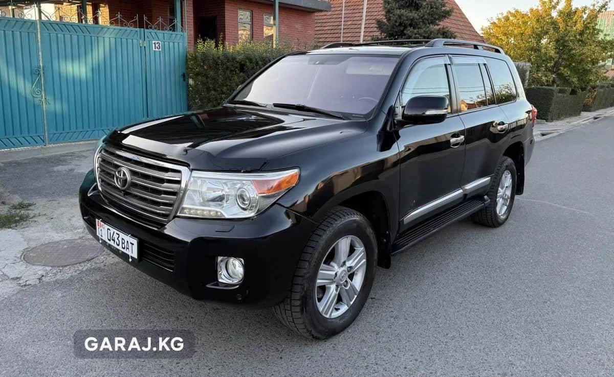 Toyota Land Cruiser 200 2012, Бишкек
