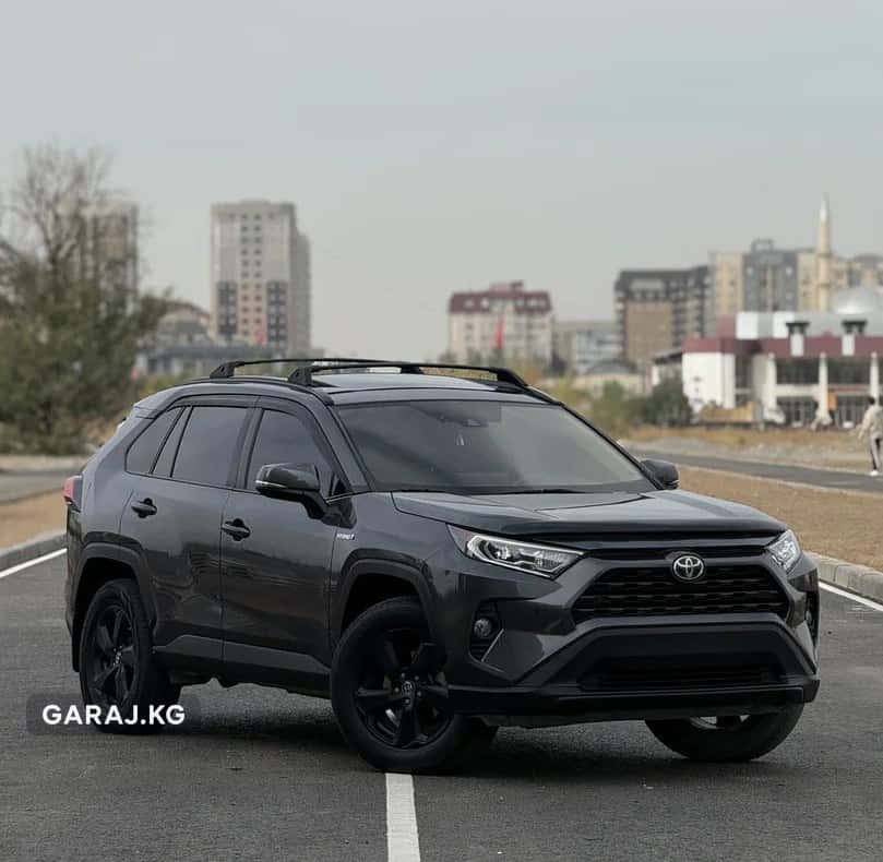 Toyota RAV4 2019, Бишкек