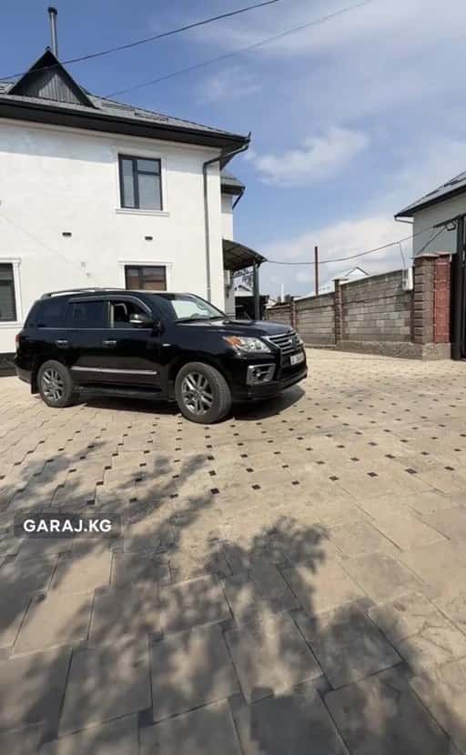 Lexus LX 2012, Ош