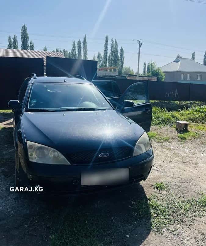 Ford Mondeo 2002, с. Майское