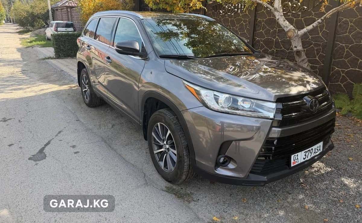 Toyota Highlander 2017, Бишкек