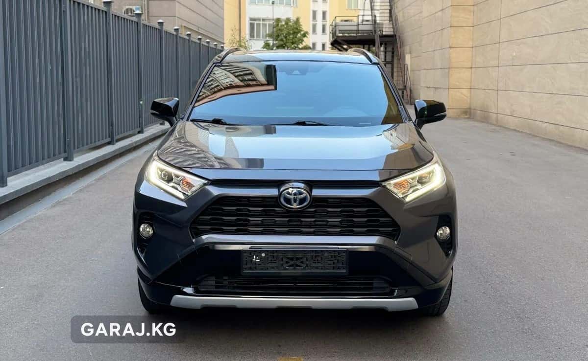 Toyota RAV4 2019, Бишкек