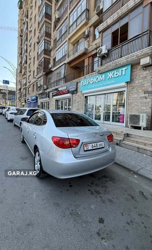 Hyundai Elantra 2008, Узген