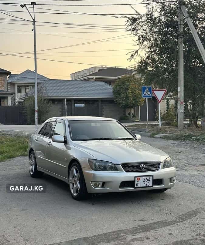 Toyota Altezza 2003, Бишкек