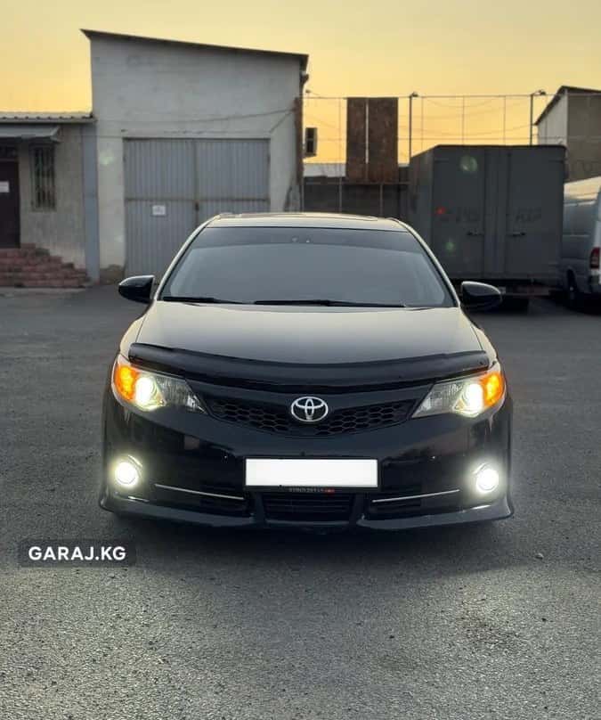 Toyota Camry 2013, Бишкек