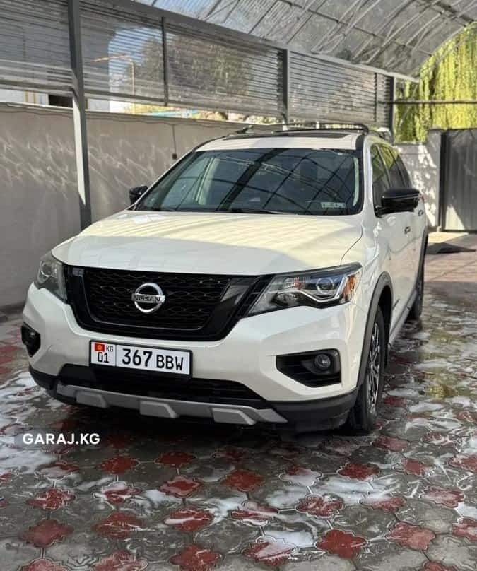 Nissan Pathfinder 2018, Бишкек