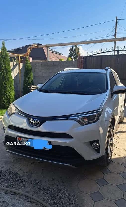 Toyota RAV4 2017, Бишкек