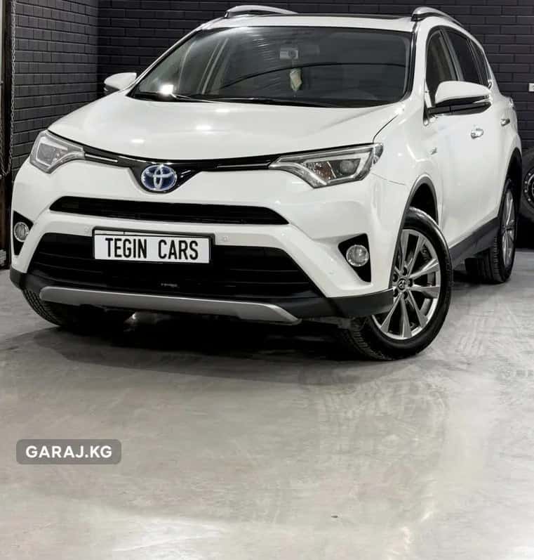 Toyota RAV4 2017, Бишкек