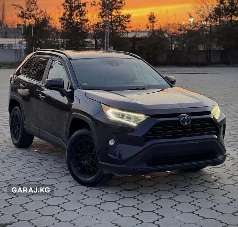 Toyota RAV4 2020, Бишкек