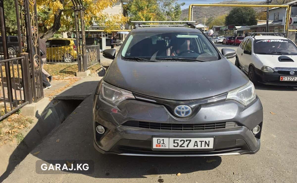 Toyota RAV4 2017, Манас (Джалал-Абад)