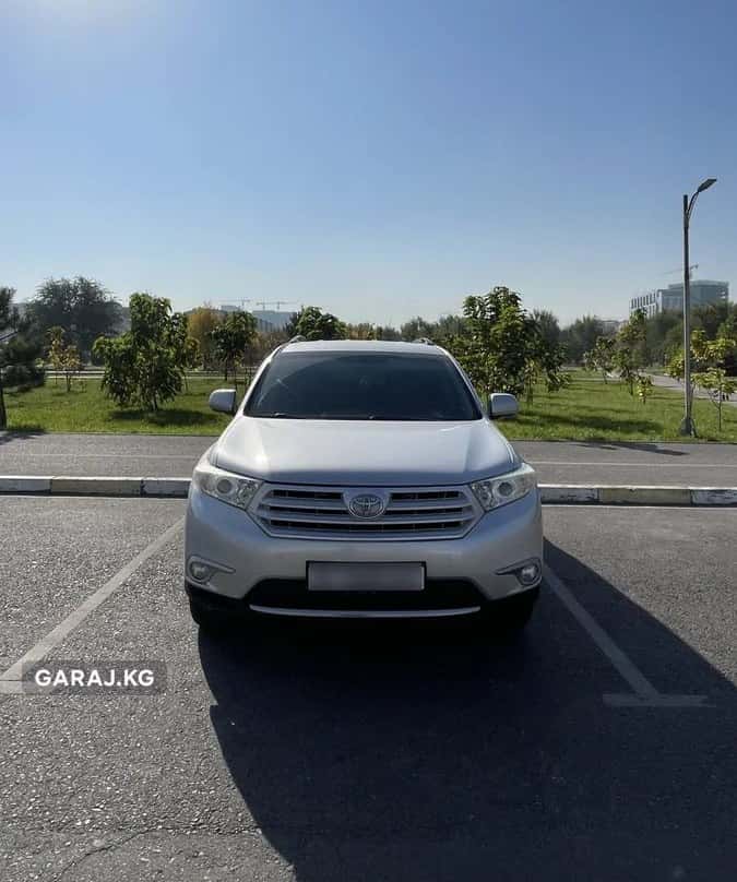 Toyota Highlander 2011, Бишкек