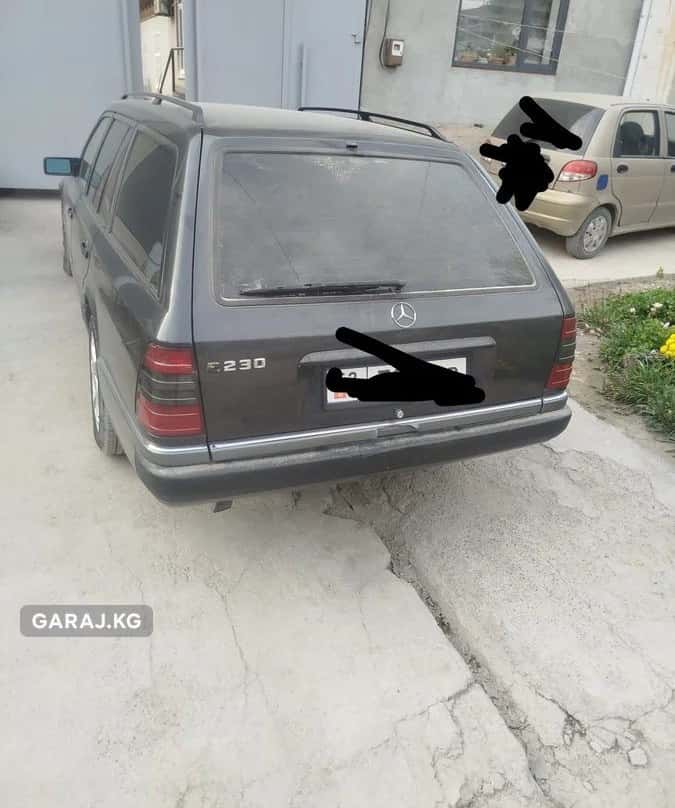Mercedes-Benz E-Class 1992, Ош