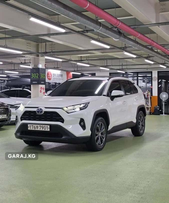 Toyota RAV4 2022, Бишкек