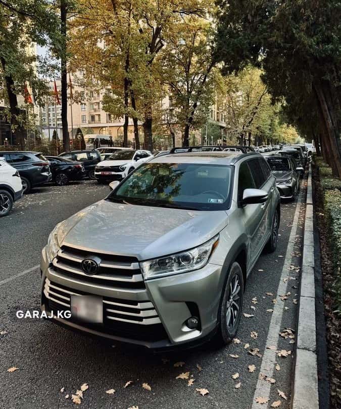 Toyota Highlander 2019, Бишкек