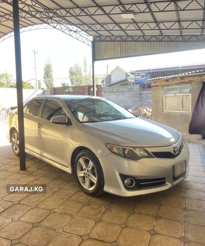 Toyota Camry 2013, Бишкек