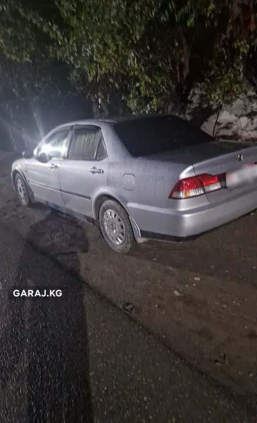 Honda Accord 2001, Ош