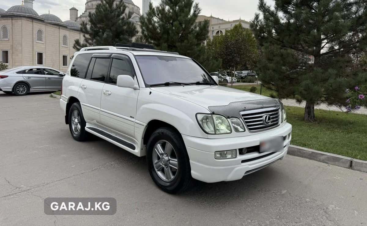 Lexus LX 2005, Каракол