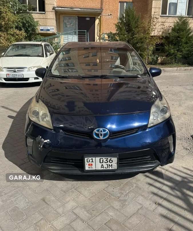 Toyota Prius 2013, Бишкек