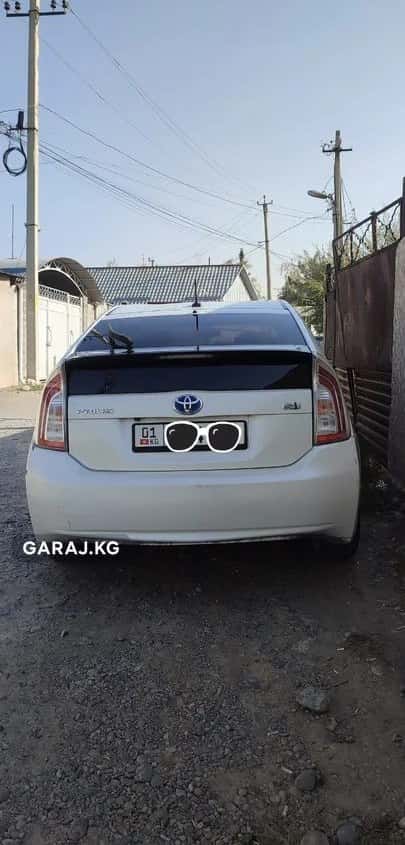 Toyota Prius 2015, Бишкек