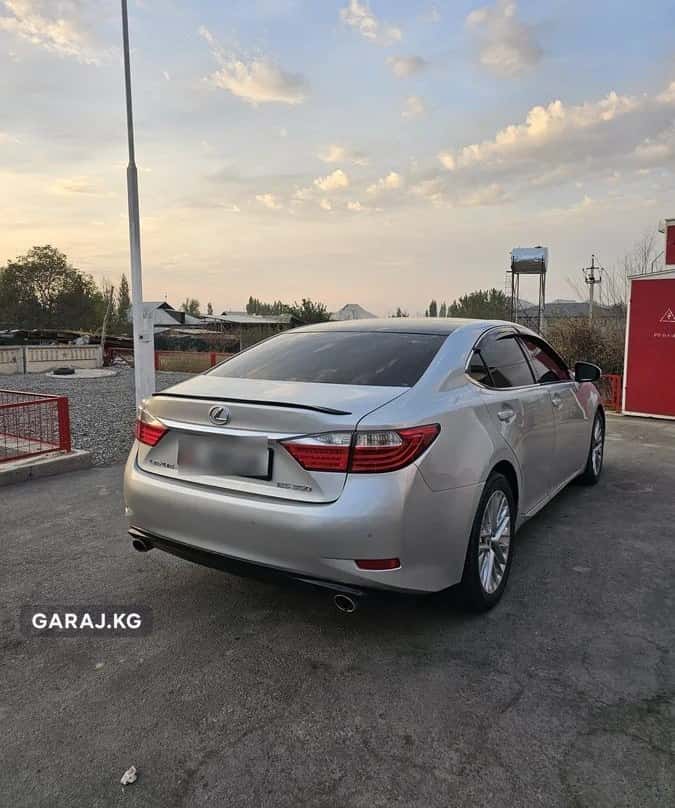 Lexus ES 2013, Ош