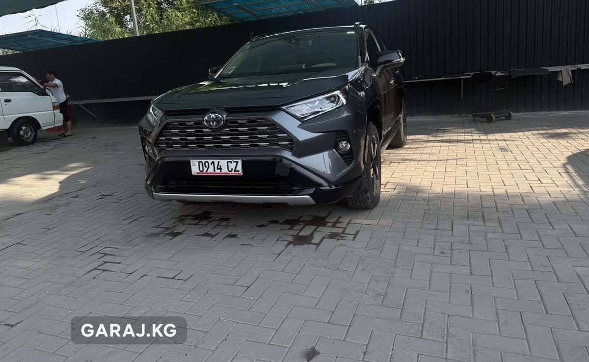 Toyota RAV4 2020, Бишкек