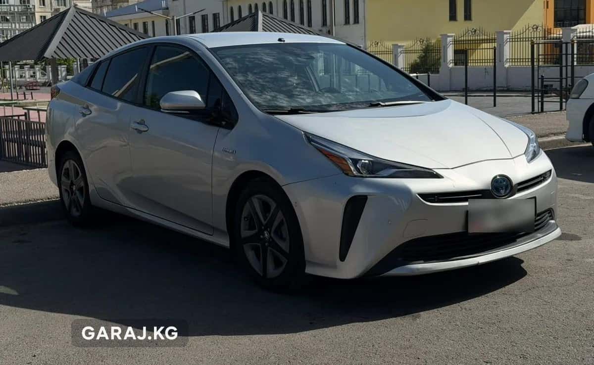 Toyota Prius 2019, Бишкек