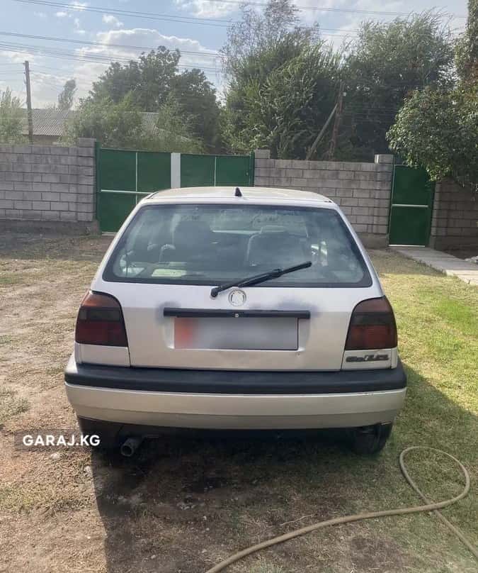 Volkswagen Golf 1993, Бишкек