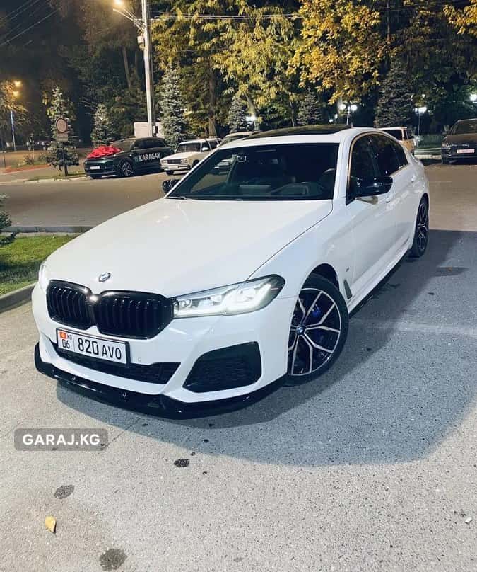 BMW 5 Series 2021, Ош