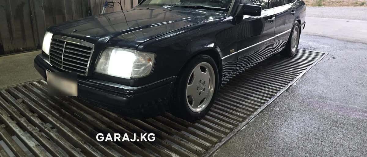 Mercedes-Benz E-Class 1993, Бишкек