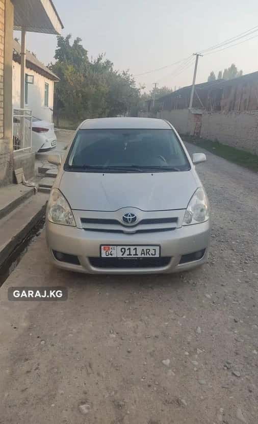 Toyota Corolla Verso 2006, Кочкор-Ата