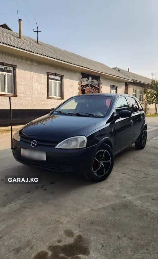 Opel Corsa 2002, Араван