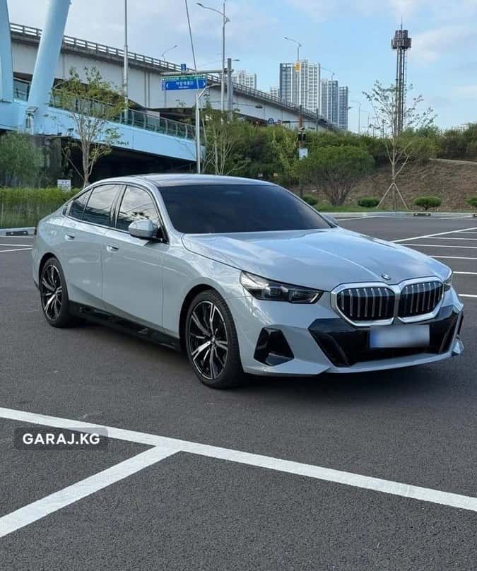 BMW 5 Series 2025, Бишкек