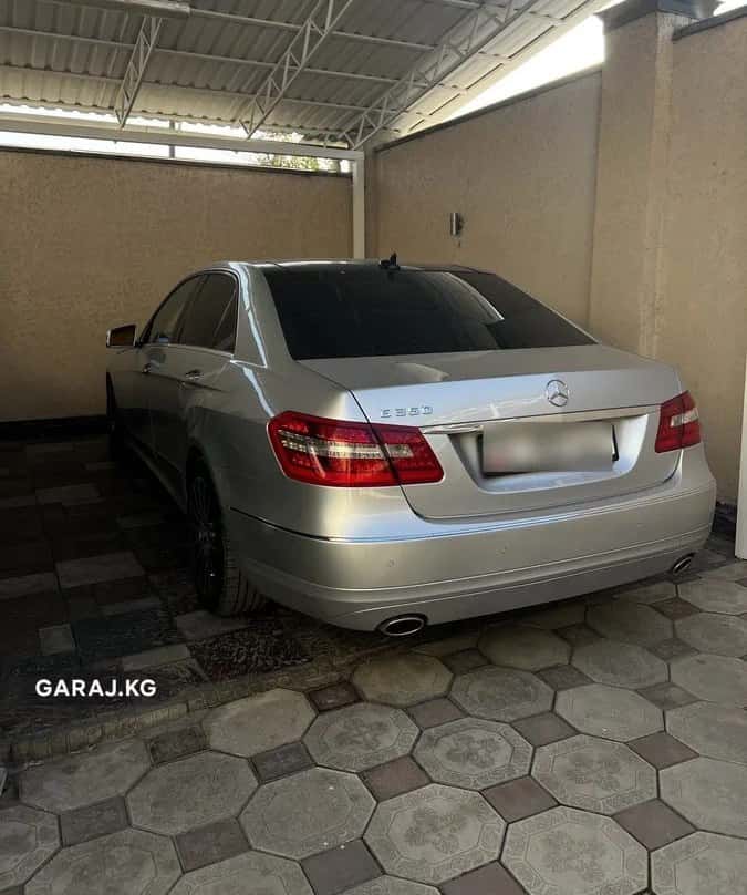 Mercedes-Benz E-Class 2011, Бишкек