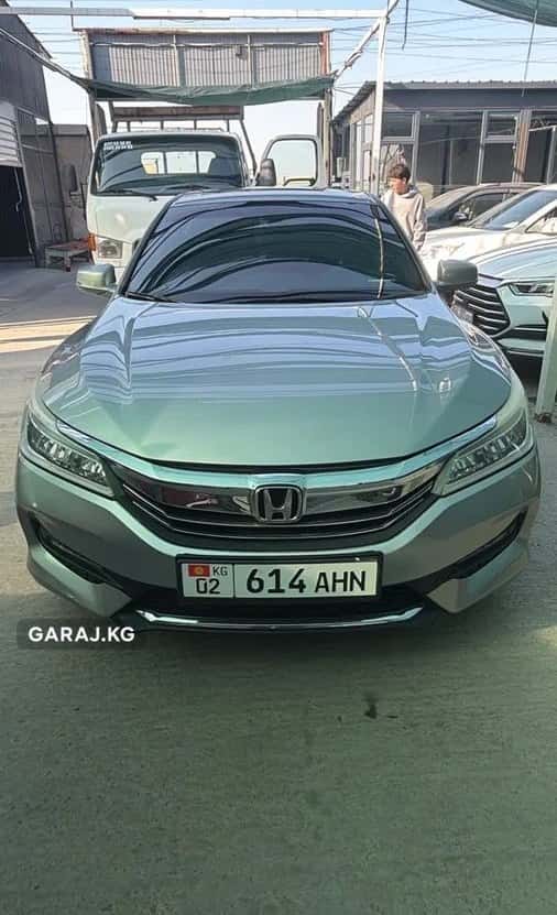 Honda Accord 2017, Ош