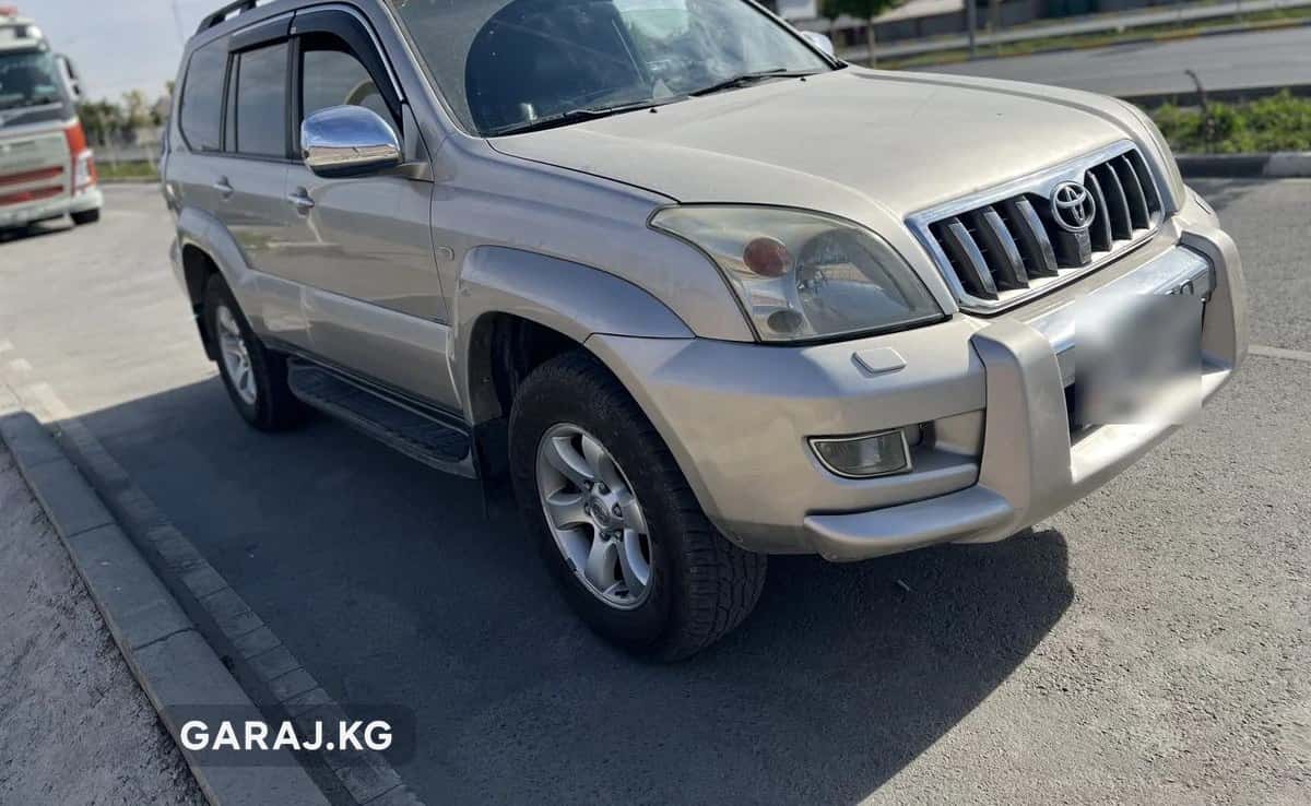 Toyota Land Cruiser Prado 120 2006, Бишкек