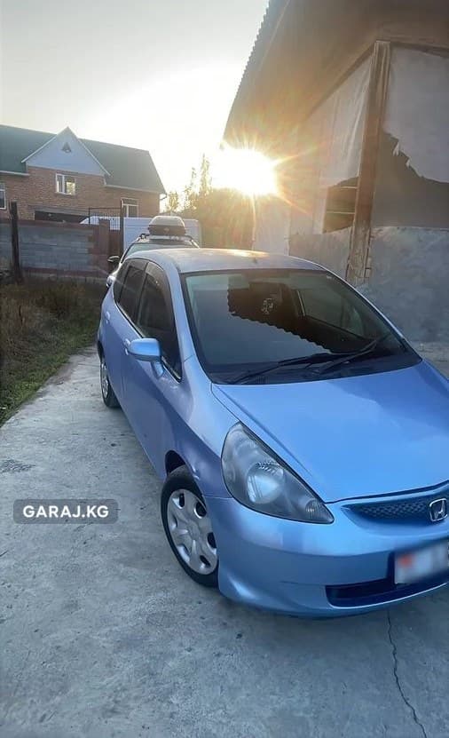 Honda Fit 2003, Баткен