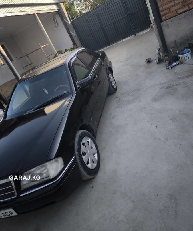 Mercedes-Benz C-Class 1994, с. Муркут