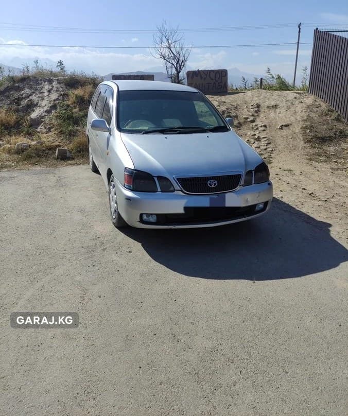 Toyota Gaia 2003, Бишкек