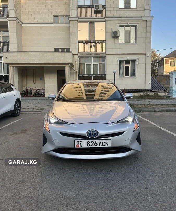 Toyota Prius 2017, Бишкек