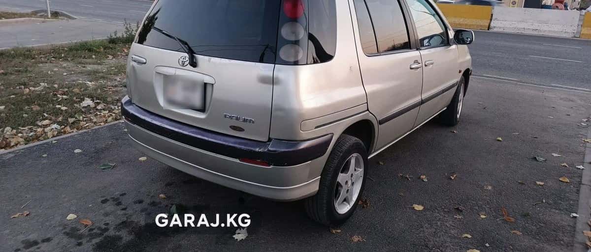 Toyota Raum 2000, Бишкек