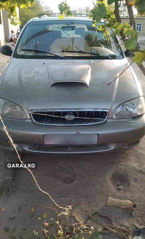 Kia Carnival 1999, Кызыл-Кия
