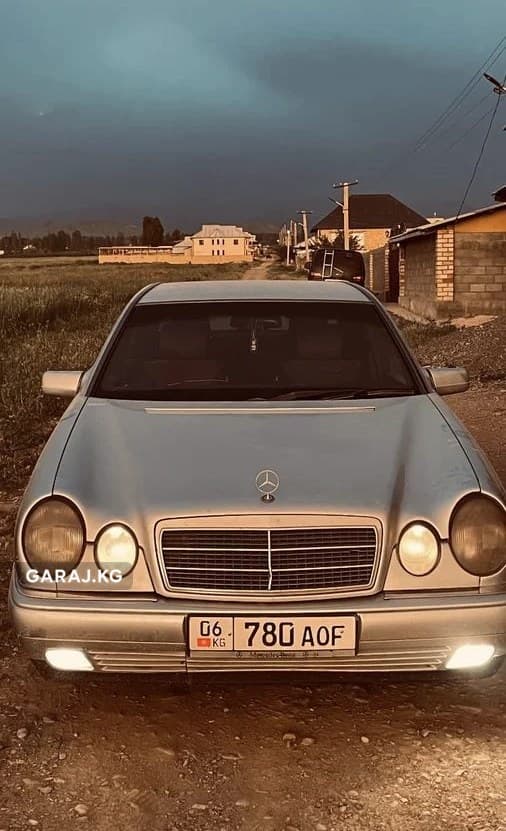 Mercedes-Benz E-Class 1996, Ноокат
