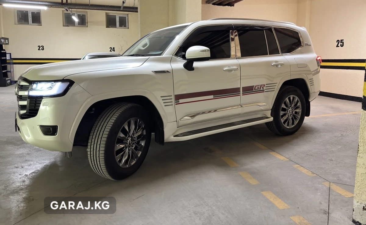 Toyota Land Cruiser 300 2022, Бишкек