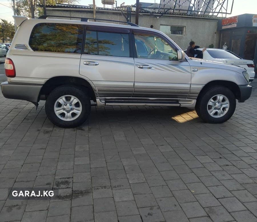 Toyota Land Cruiser 100 2003, Бишкек
