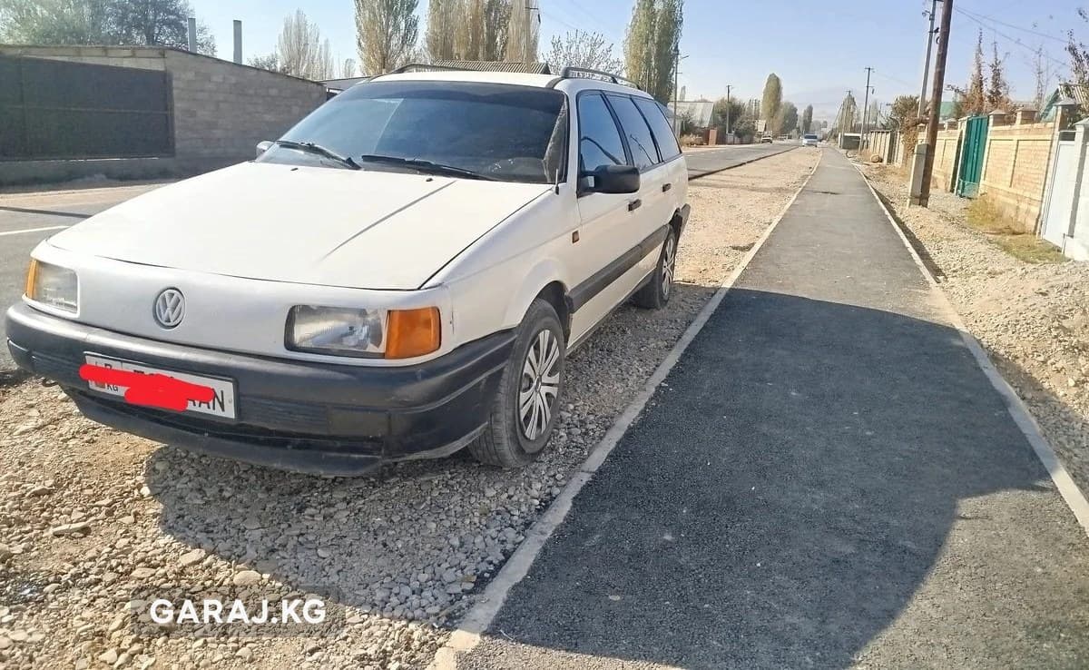 Volkswagen Passat 1992, Кок-Ой