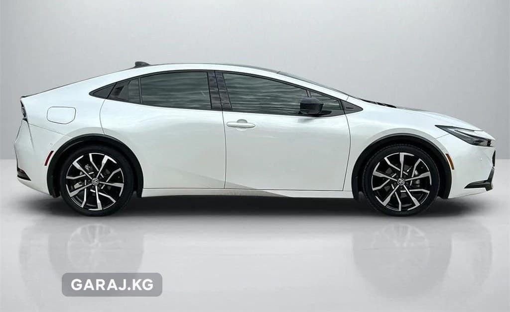 Toyota Prius 2023, Бишкек