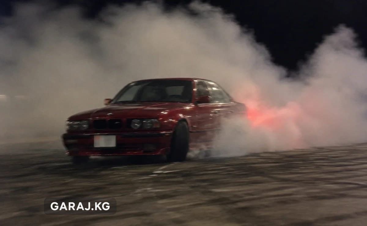 BMW 5 Series 1992, Токмок